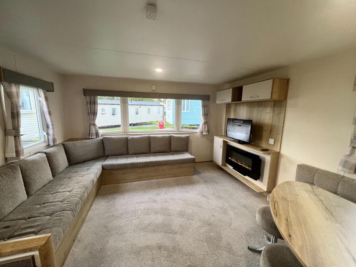 Haven Marton Mere Holiday Park Caravan In Blackpool Exterior foto